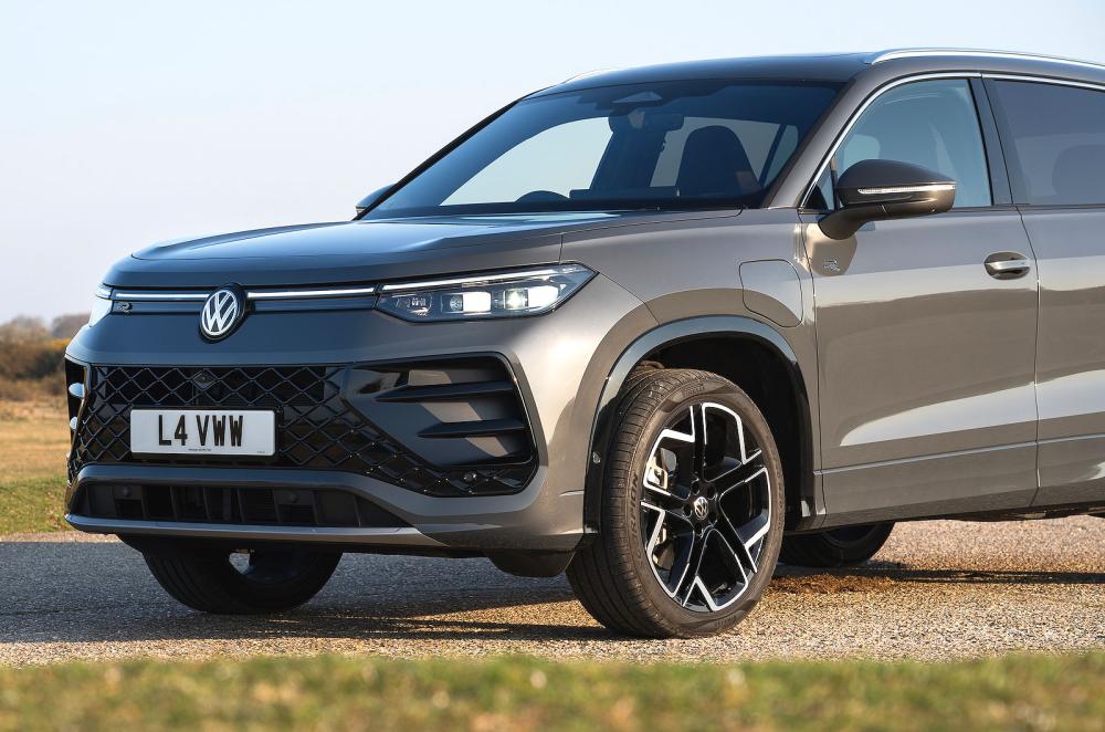 Volkswagen Tayron front detail