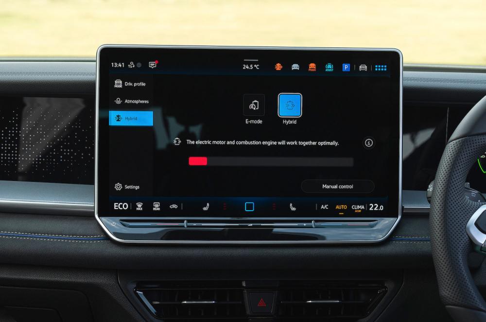 Volkswagen Tayron infotainment touchscreen