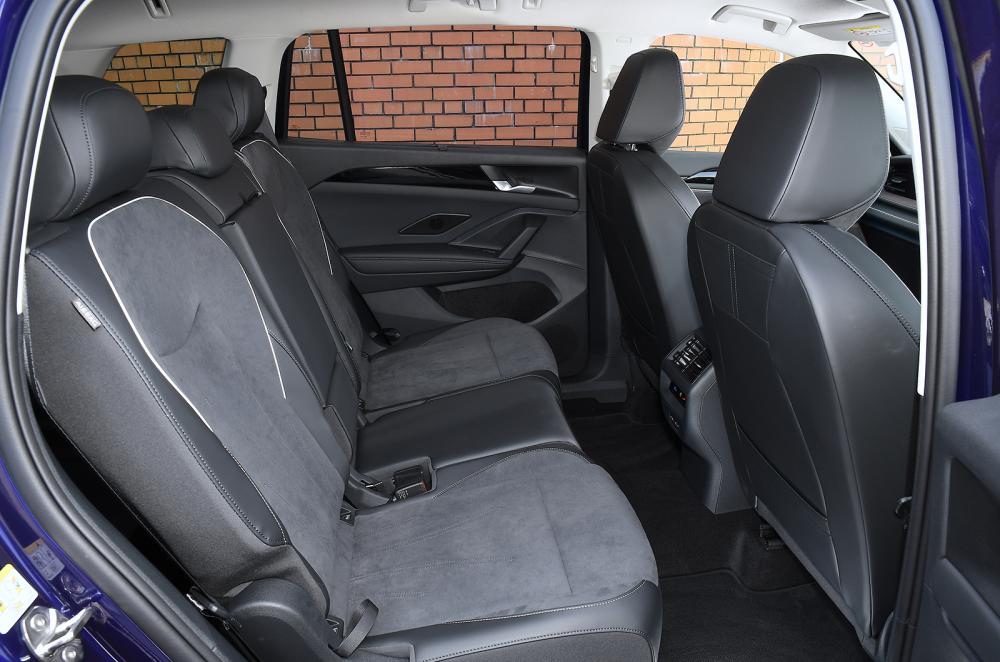 Volkswagen Tayron middle row seats