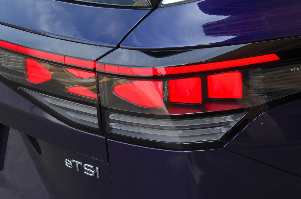 Volkswagen Tayron rear light