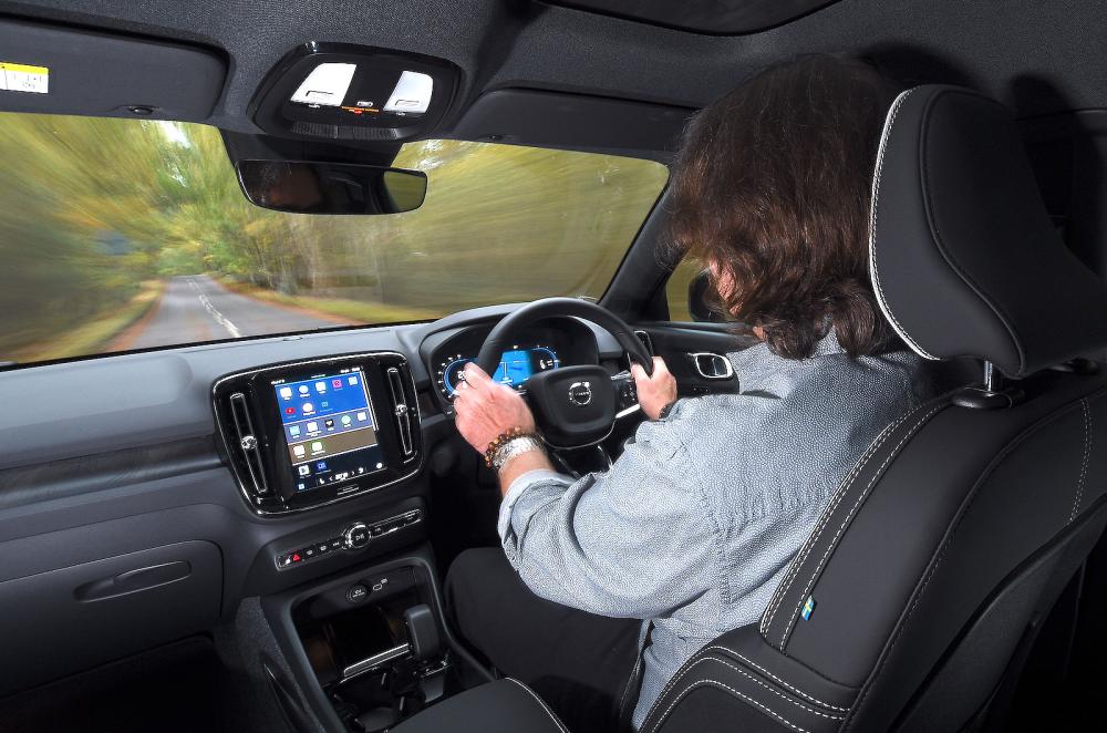 Volvo EC40 test drive