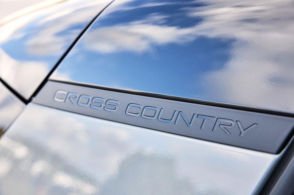 Volvo EX30 Cross Country side badge