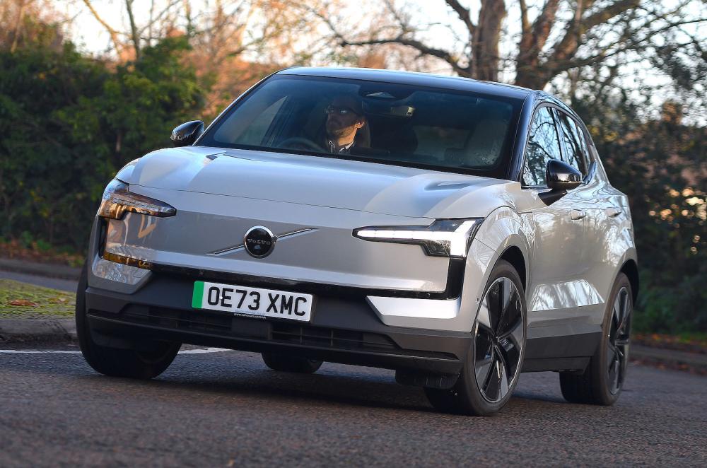 Volvo EX30 front cornering