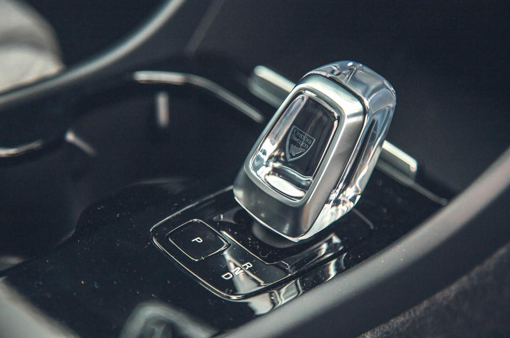 Volvo EX40 interior detail