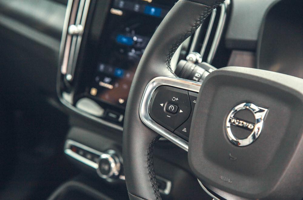 Volvo EX40 interior steering wheel detail