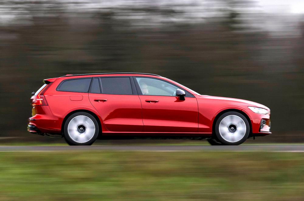 Volvo V60 right driving