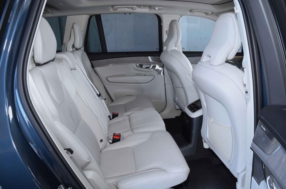 Volvo XC90 back seats