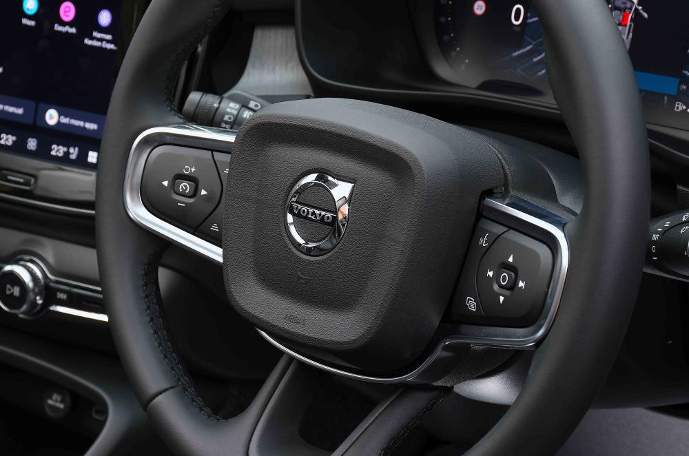 Volvo XC40 interior details