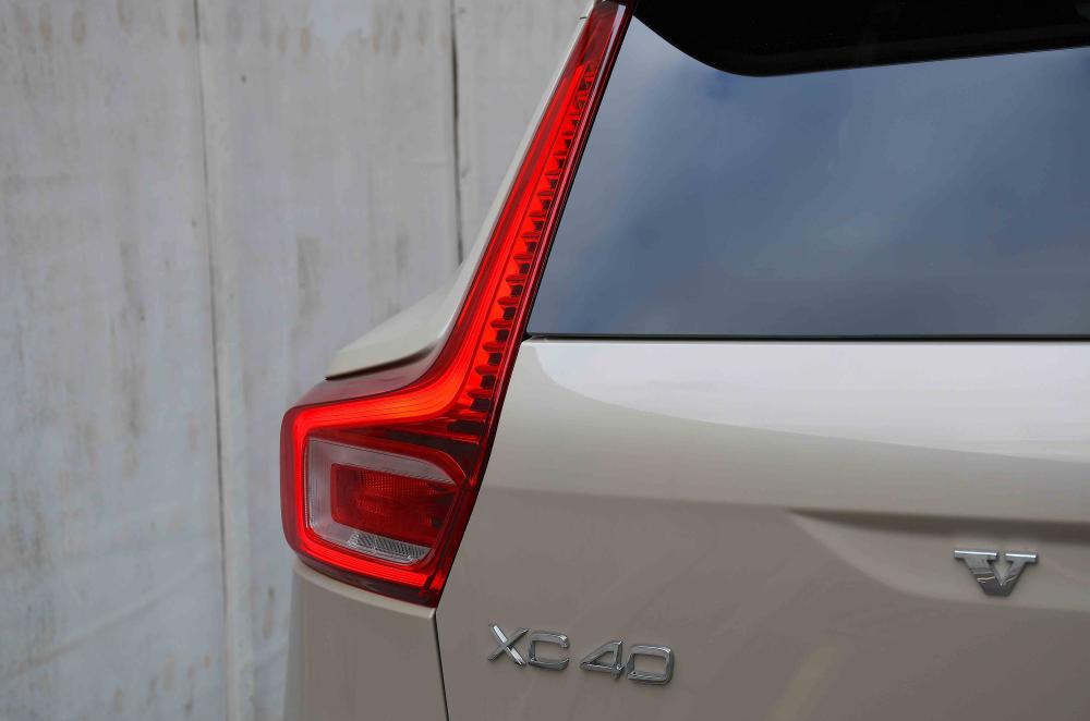 Volvo XC40 exterior details