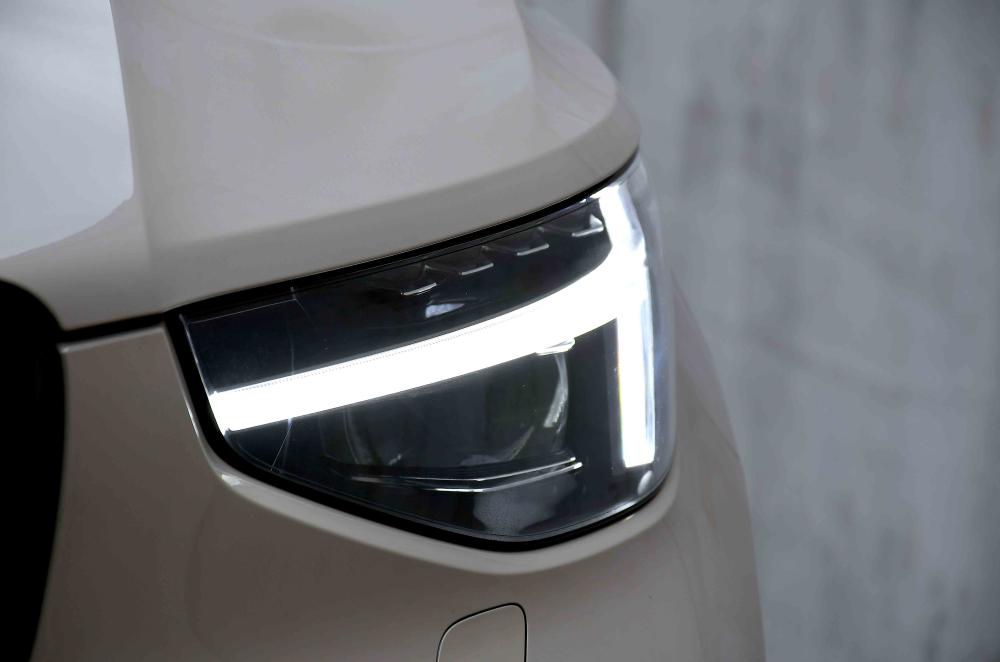 Volvo XC40 exterior details