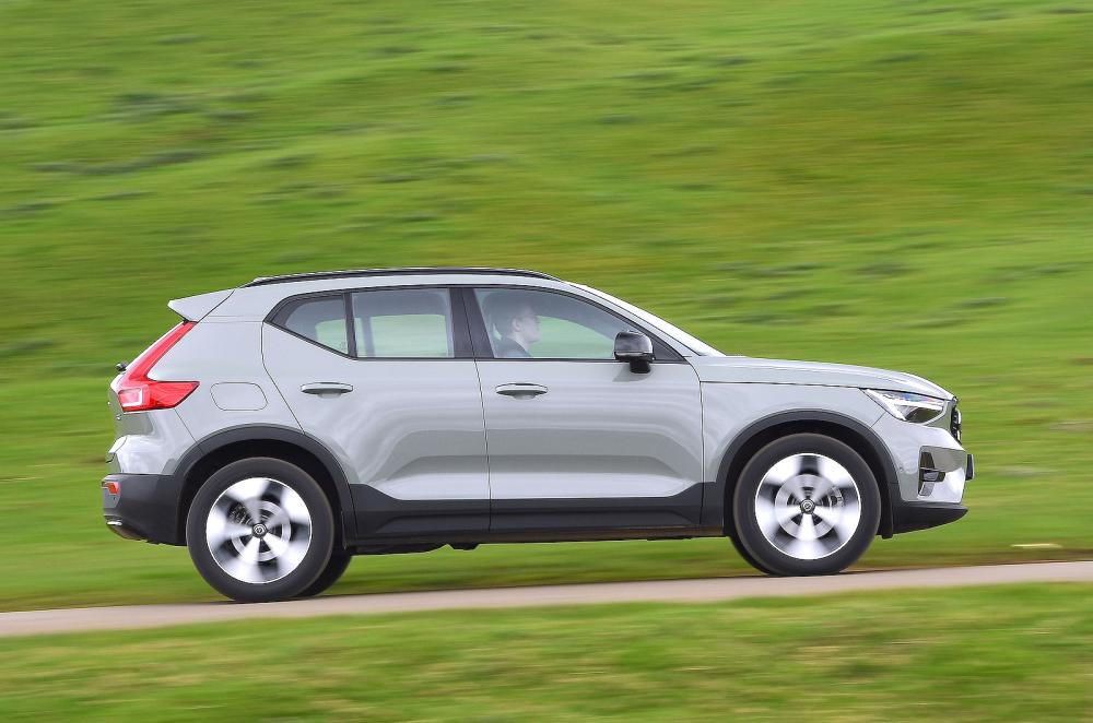 Volvo XC40 right driving