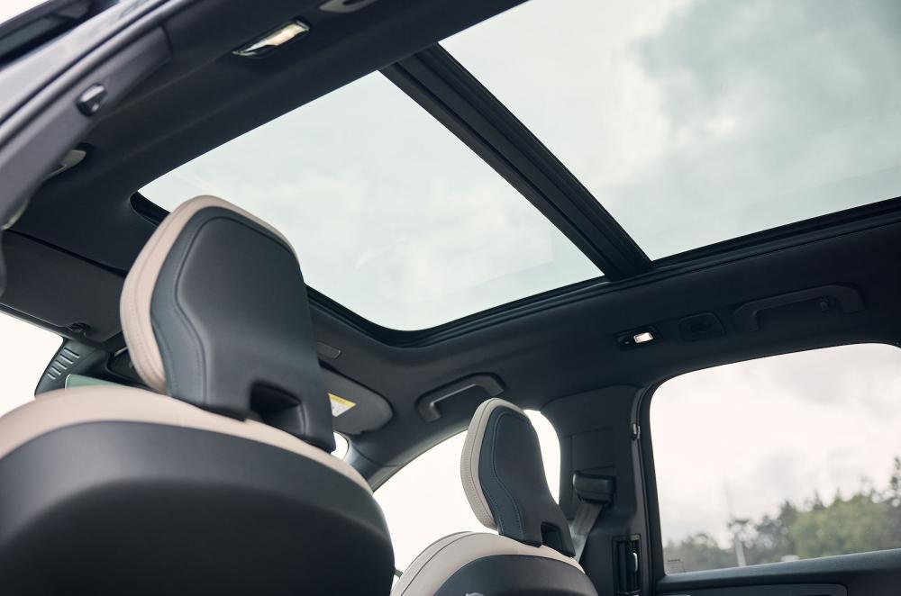 Volvo XC60 panoramic roof