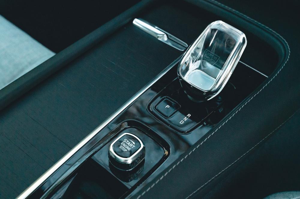 Volvo XC90 interior detail