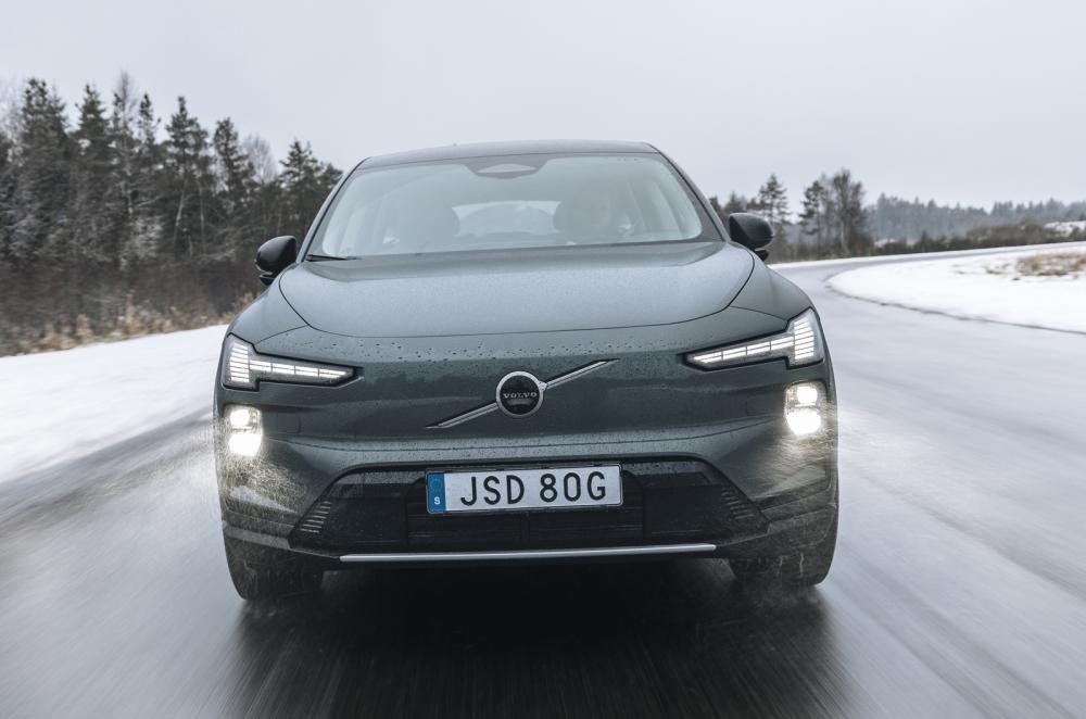 Volvo EX60 nose driving