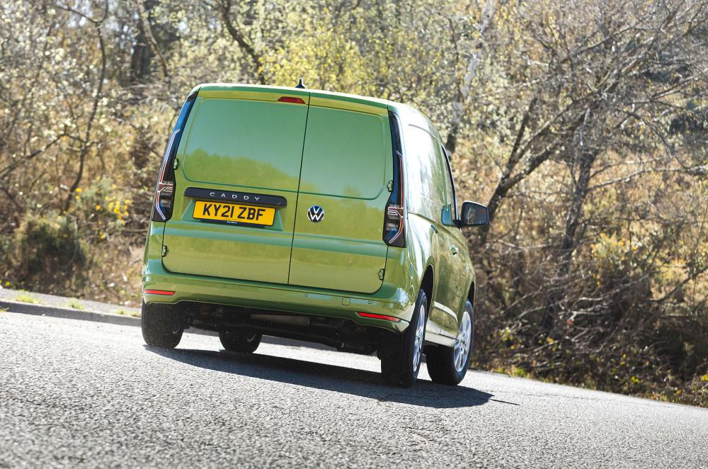 VW Caddy Cargo rear cornering