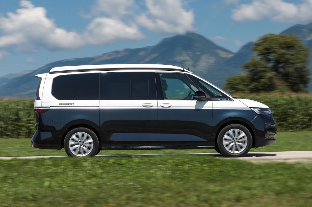 VW California Ocean right driving