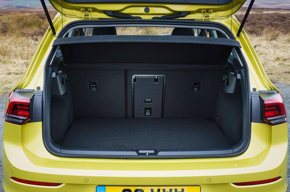 VW Golf boot