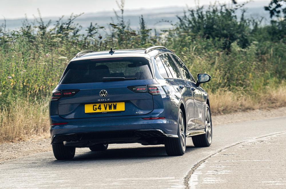 VW Golf Estate rear cornering
