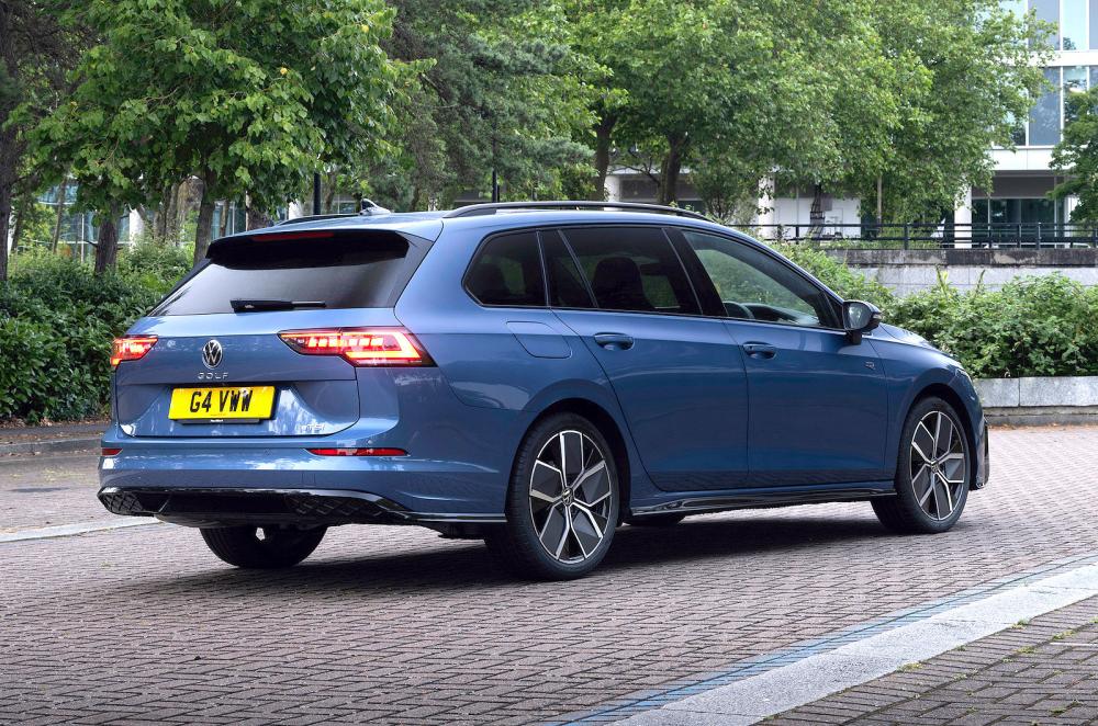 VW Golf Estate rear right static
