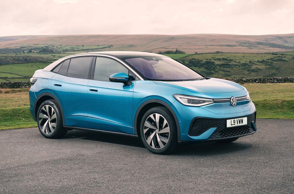 Volkswagen ID 5 front right driving