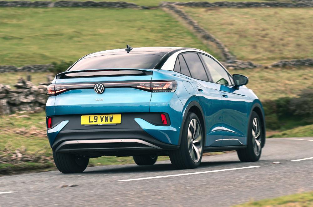 Volkswagen ID 5 rear cornering