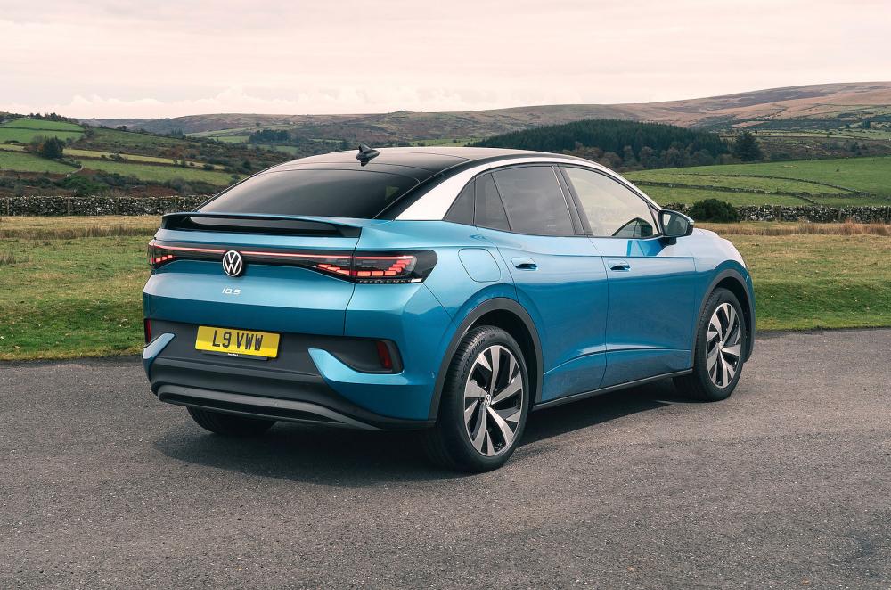 Volkswagen ID 5 rear right static