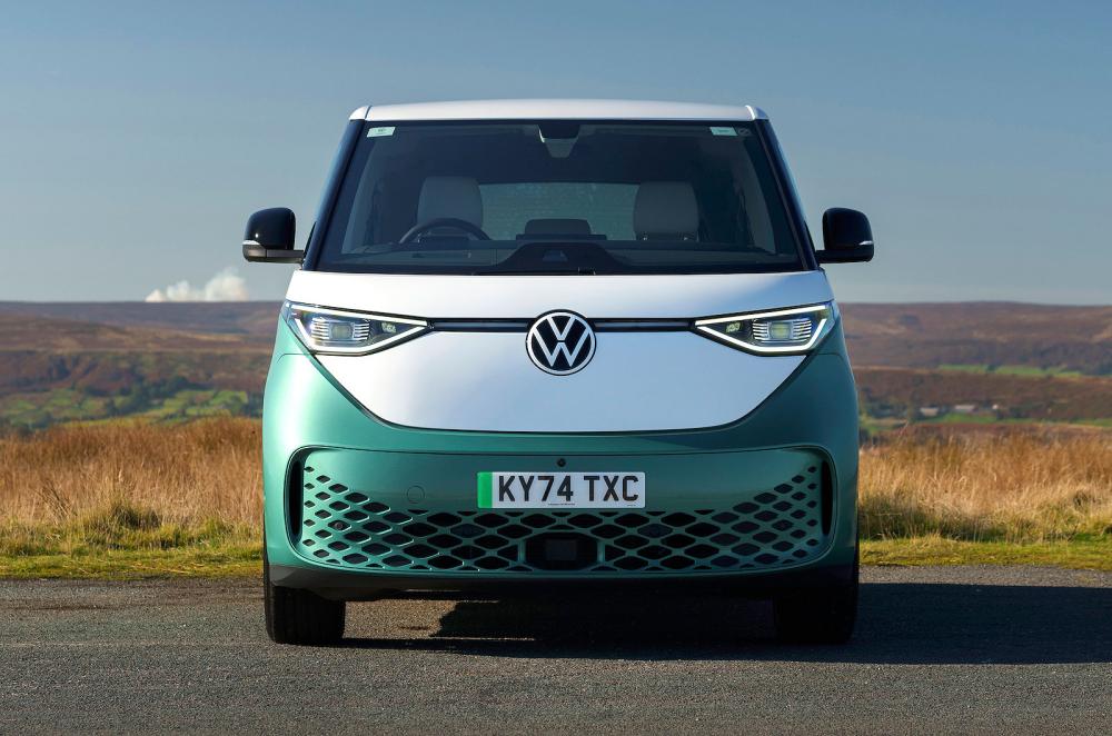 VW ID Buzz LWB front static