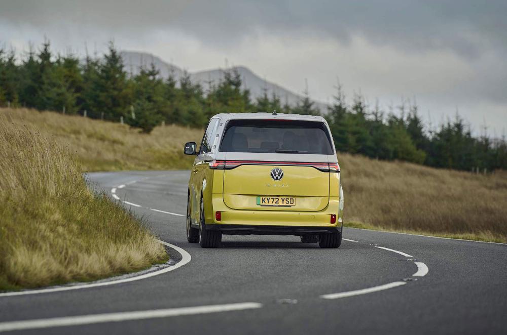 VW ID Buzz 2022 rear cornering