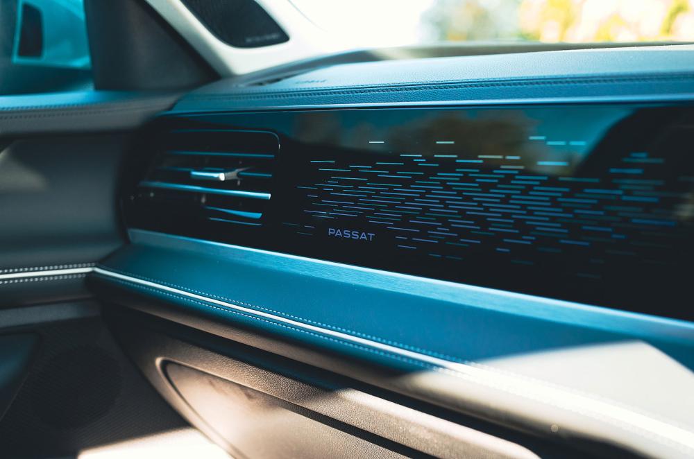 VW Passat dashboard detail