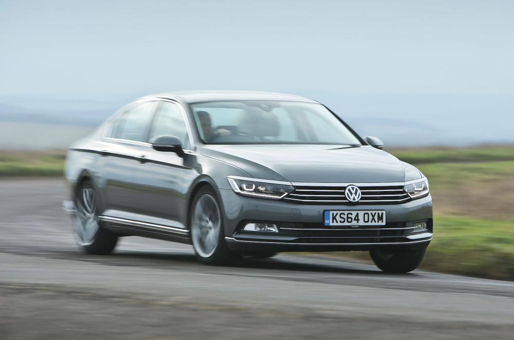 VW Passat front cornering