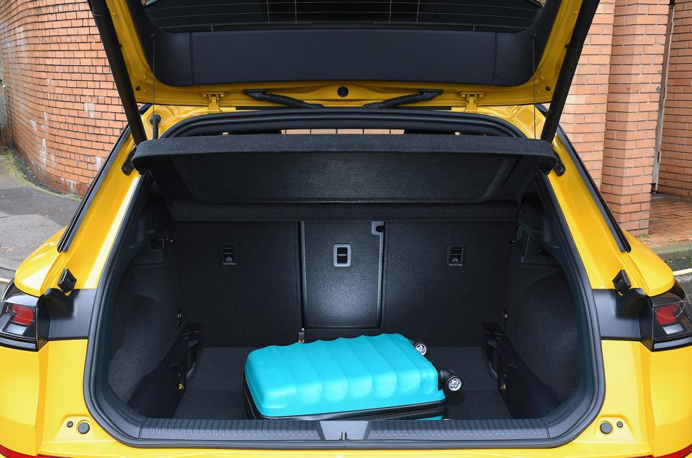 Volkswagen T-Roc boot