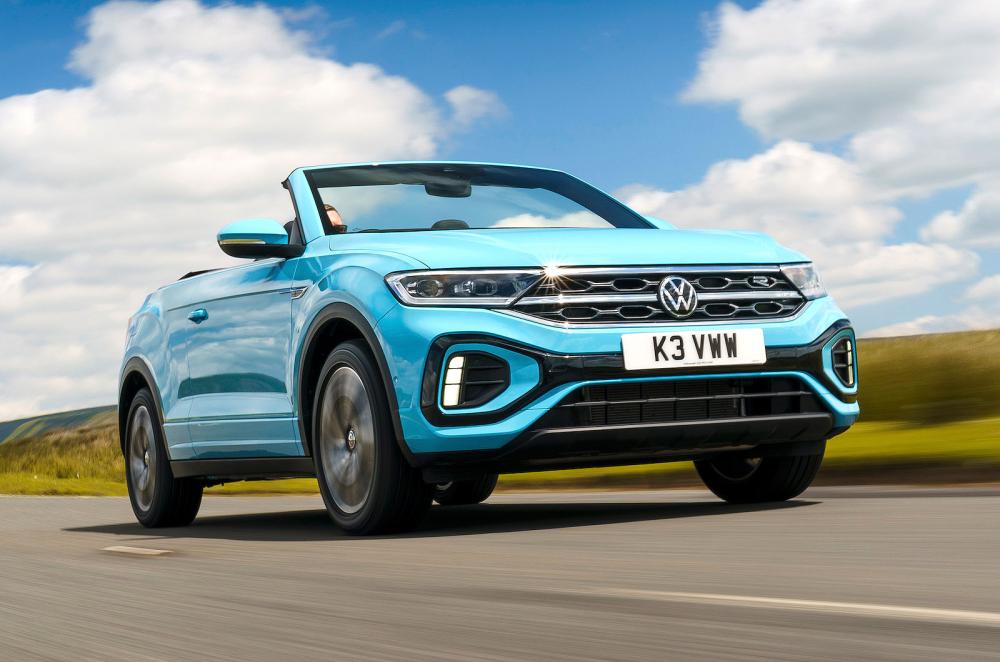 VW T-Roc Cabriolet front right driving
