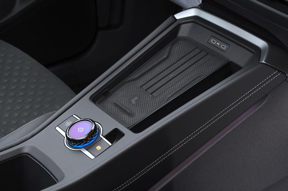 Volkswagen T-Roc interior detail