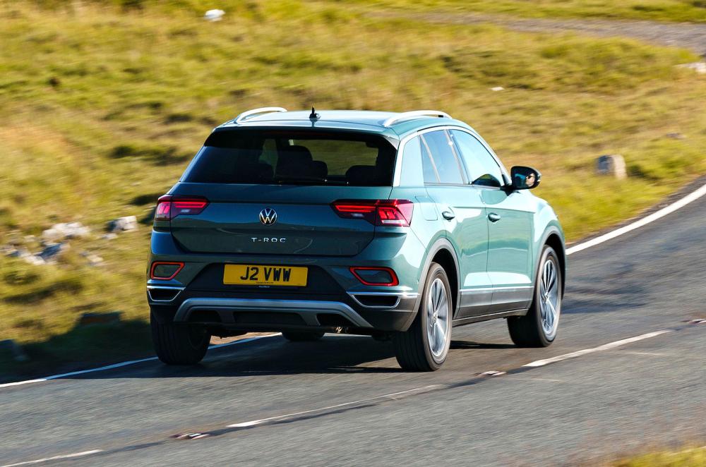 VW T-Roc rear right driving