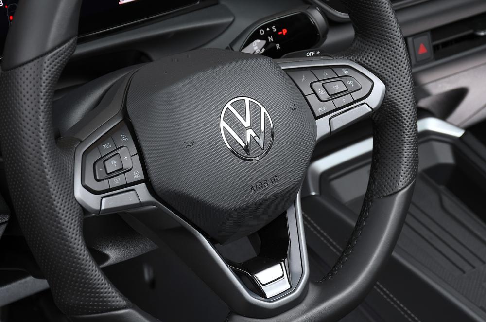Volkswagen T-Roc steering wheel detail