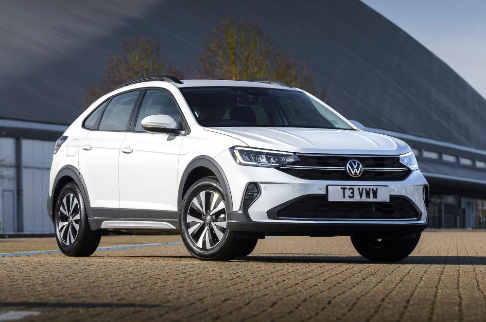 VW Taigo front right static