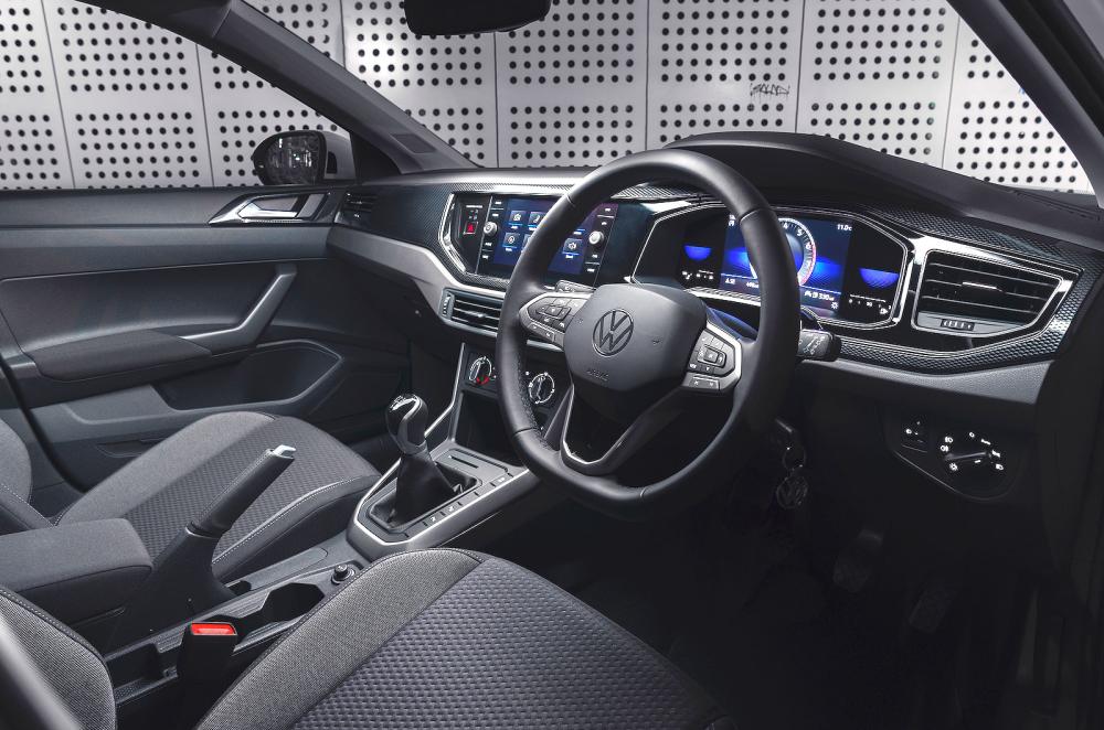 VW Taigo front seats