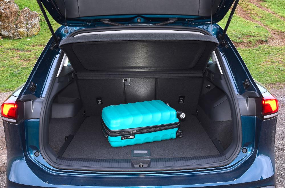 VW Tiguan boot open