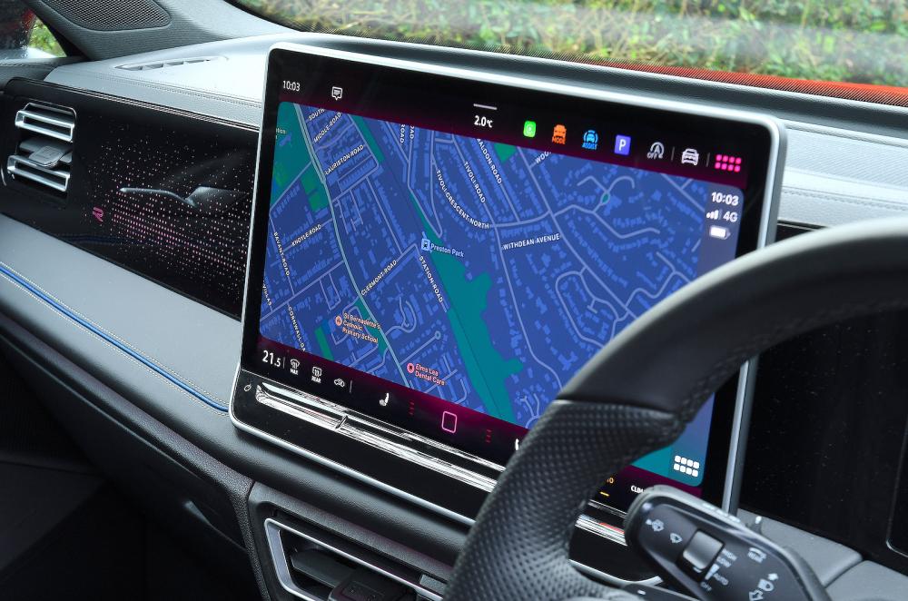 VW Tiguan infotainment touchscreen