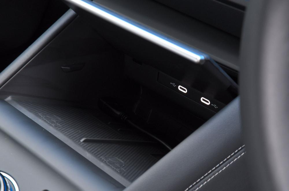 VW Tiguan interior detail