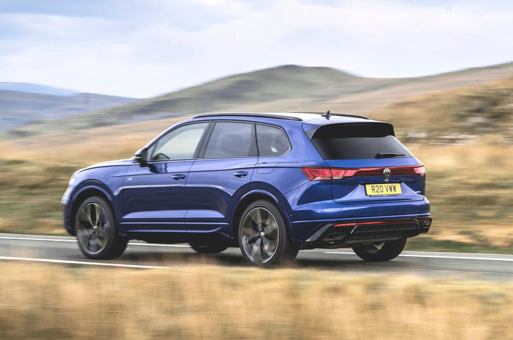 Blue VW Touareg R rear cornering