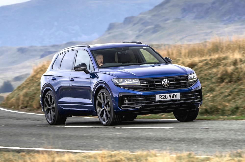 Blue VW Touareg R front cornering