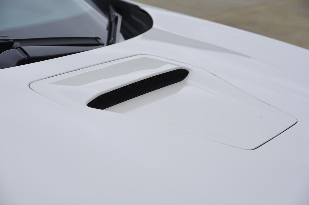 Honda Civic Type R 2021 bonnet scoop detail