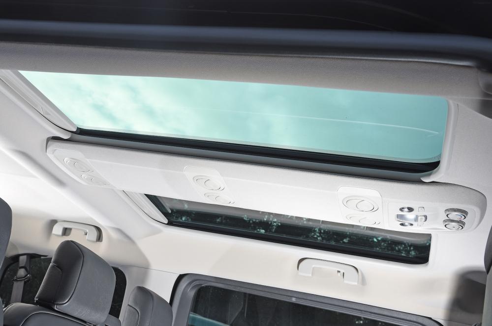 Toyota Proace Verso 2022 interior roof detail