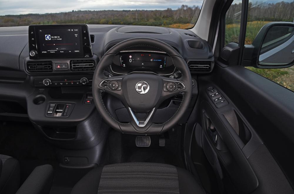 Vauxhall Combo-e Life 2022 interior dashboard