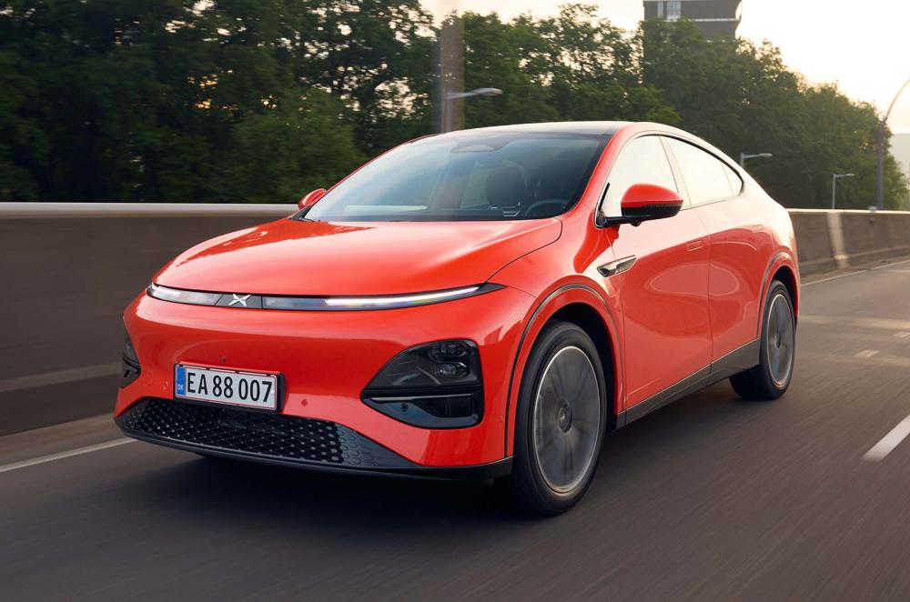 XPeng G6 front driving