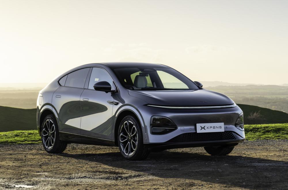 XPeng G6 front static