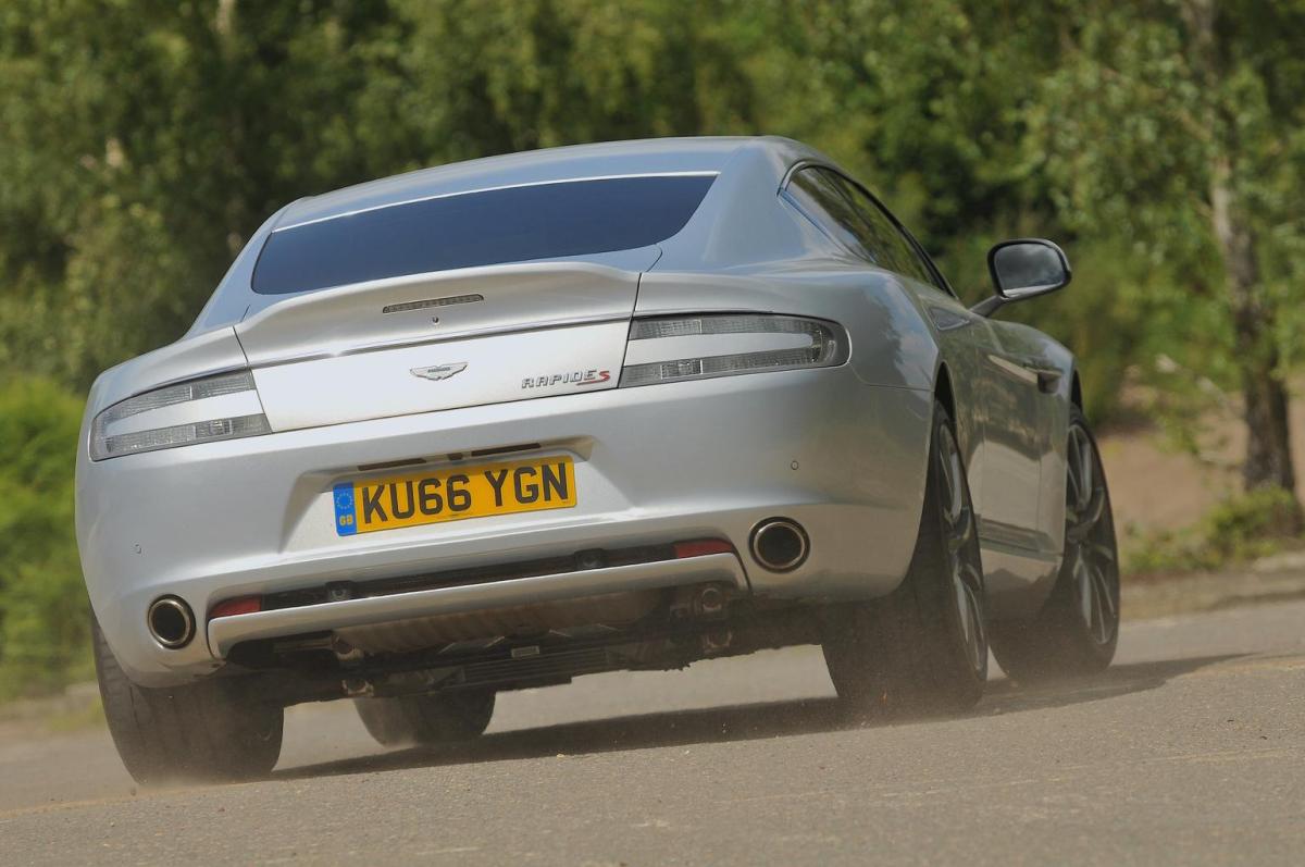 Aston Martin Rapide S
