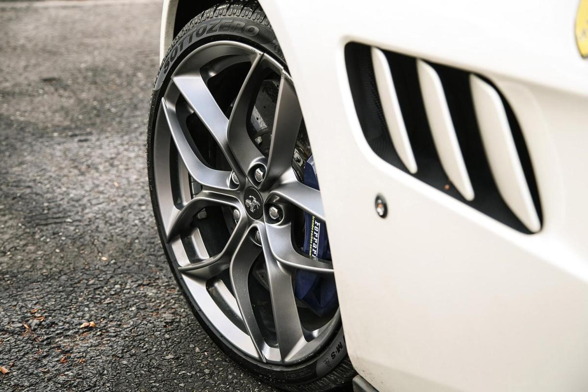 Ferrari GTC4 Lusso