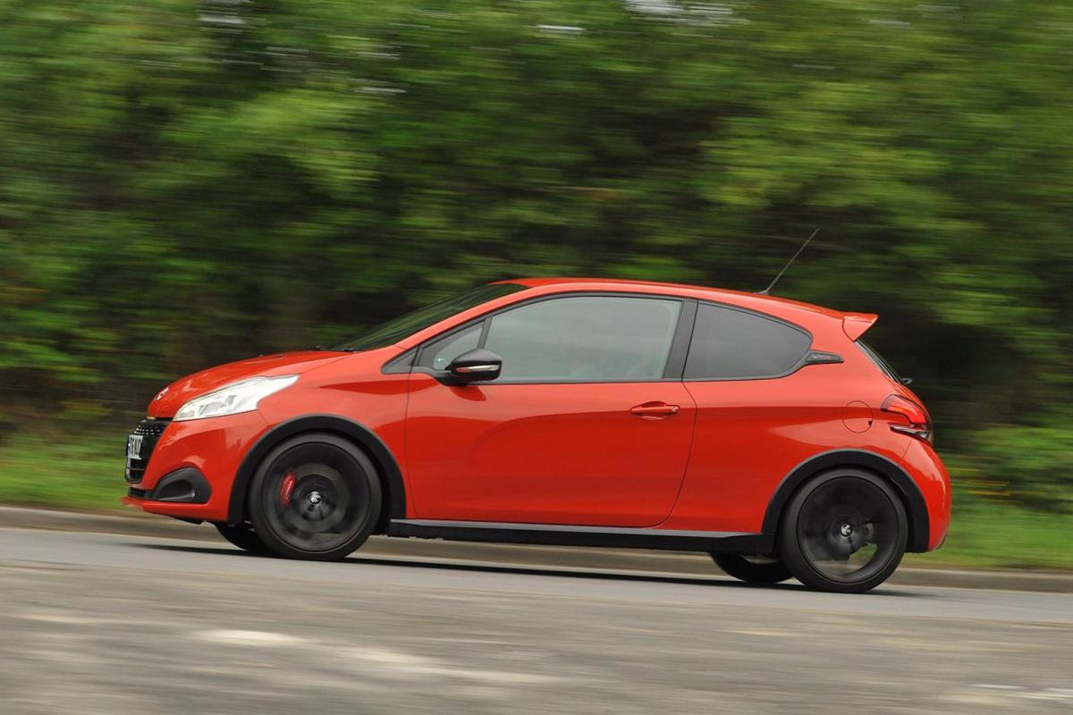 Peugeot 208 GTi